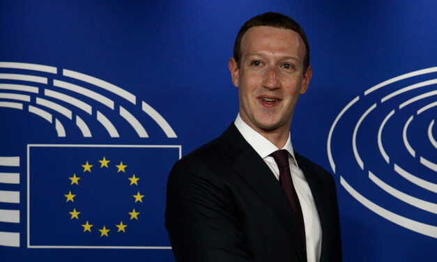 Facebook dispuesto a otra Batalla Legal en Australia: Sobre la Distribución de Ingresos por Noticias