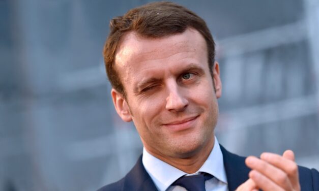 El hombre que abofeteó al presidente francés Macron es sentenciado a 4 meses de prisión