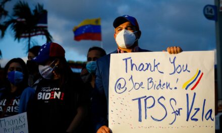 Venezolanos con TPS que ingresaron ilegalmente a los Estados Unidos no podrán obtener tarjetas de residencia