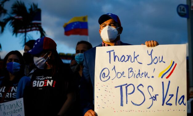 Venezolanos con TPS que ingresaron ilegalmente a los Estados Unidos no podrán obtener tarjetas de residencia