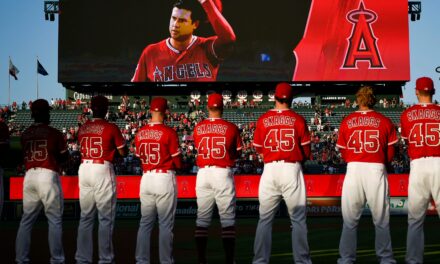 La familia del fallecido lanzador Tyler Skaggs interpuso una demanda civil en contra de los Angelinos de Anaheim