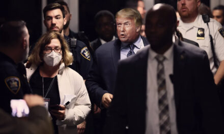 DONALD TRUMP, PRIMER EXPRESIDENTE DE EE. UU EN ENFRENTAR CARGOS