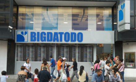 ESTABLECIMIENTOS APROVECHAN LA PASARELA PAGO MÓVIL, PARA COMERCIALIZAR LOS DATOS PERSONALES DE SUS USUARIOS
